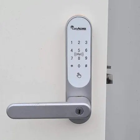 אכסניה Leilighet Med 4 Soveplasser Gratis Parkering Og Wifi Sentrum *